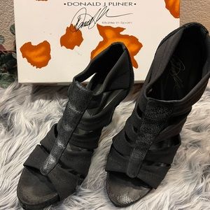 Donald Pliner Gelsey-MM20 4” heels MADE IN SPAIN